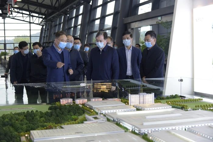 杭州市委副书记、代市长刘忻调研uwin电竞
