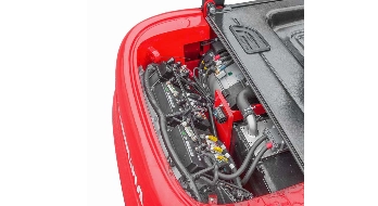  全开的机盖 维保十分方便