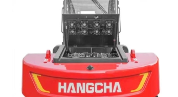  免工具开启设备舱 一体式风冷散热系统